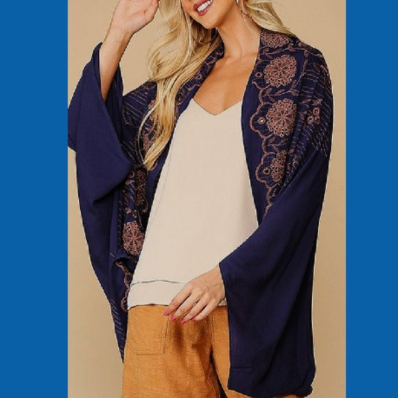 NEW Gigio Size S M Slate Blue Embroidered Eyelet Detail Rayon Cocoon Jacket - Picture 2 of 5